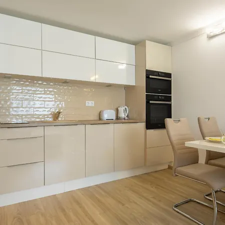 公寓 Silver By Interhome